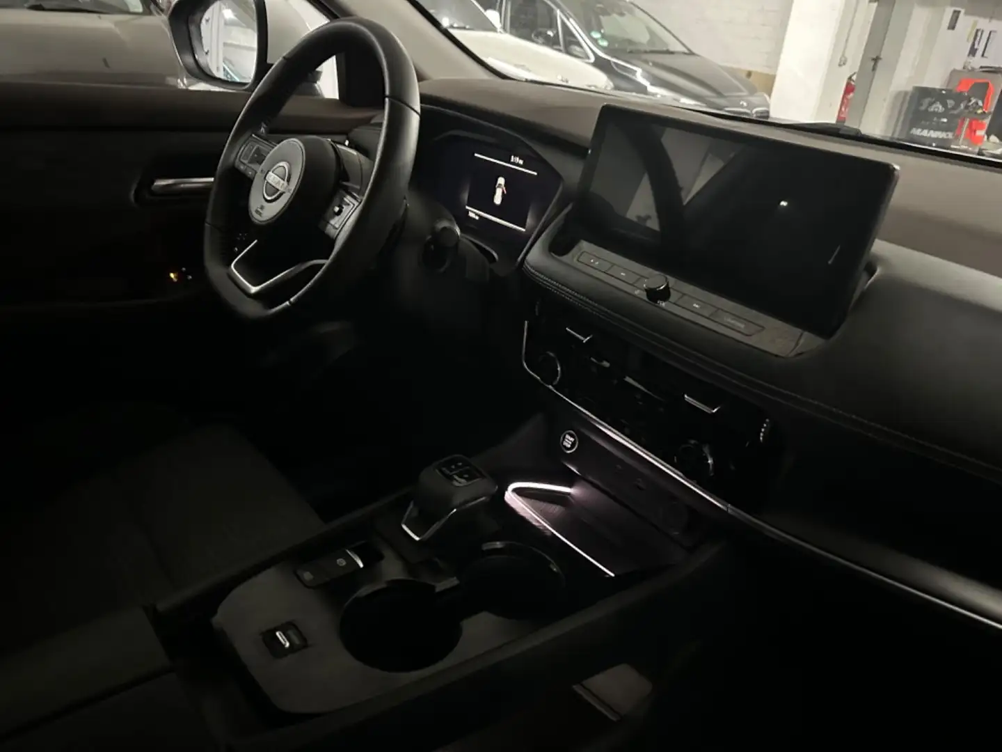 Left hand drive NISSAN X TRAIL 1.5 VISIA AUTO